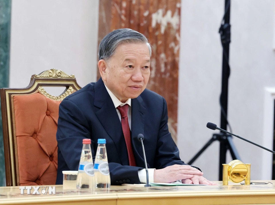 Tổng Bí thư Tô Lâm phát biểu tại cuộc hội đàm chính thức với Tổng thống Belarus Aleksandr Lukashenko. (Ảnh: Thống Nhất/TTXVN)