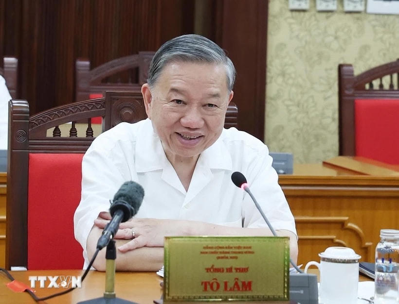 Tổng Bí thư Tô Lâm chủ trì họp Ban Bí thư về góp ý Dự thảo sửa đổi Hiến pháp 2013. (Ảnh: Thống Nhất/TTXVN)