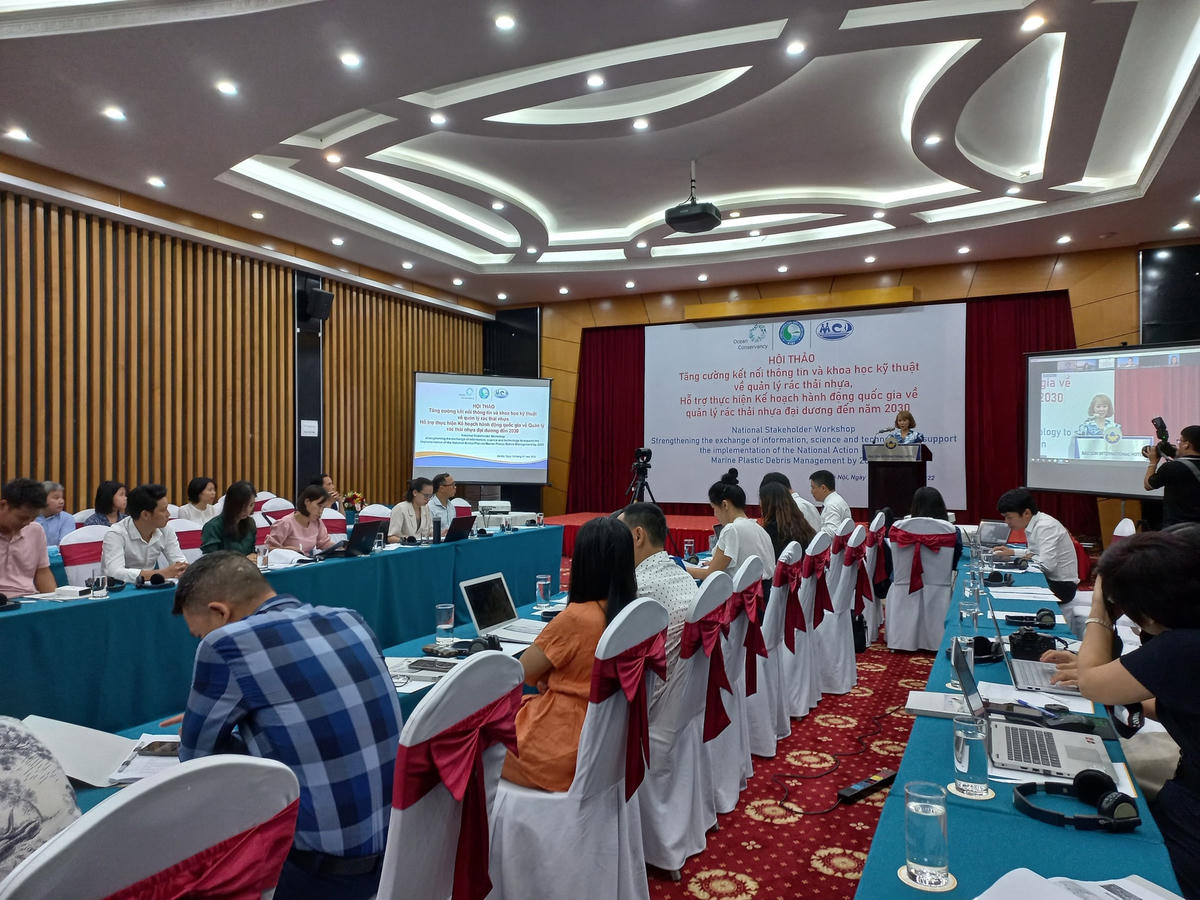 Quang cảnh hội thảo.