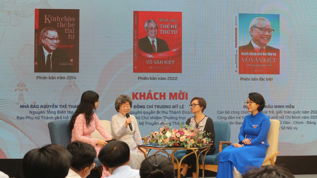 Tọa đàm giao lưu tác phẩm “Thế hệ thứ tư” vừa diễn ra tại Đường sách TP HCM nhân kỷ niệm 100 năm Ngày sinh cố Thủ tướng Võ Văn Kiệt.