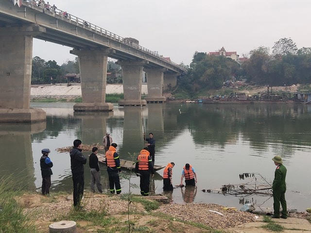 Cầu Kiểu (bắc qua sông Mã, nối hai huyện Vĩnh Lộc - Yên Định) từ nhiều năm nay đã xảy ra các vụ nhảy cầu tự tử. Ảnh: Đình Minh