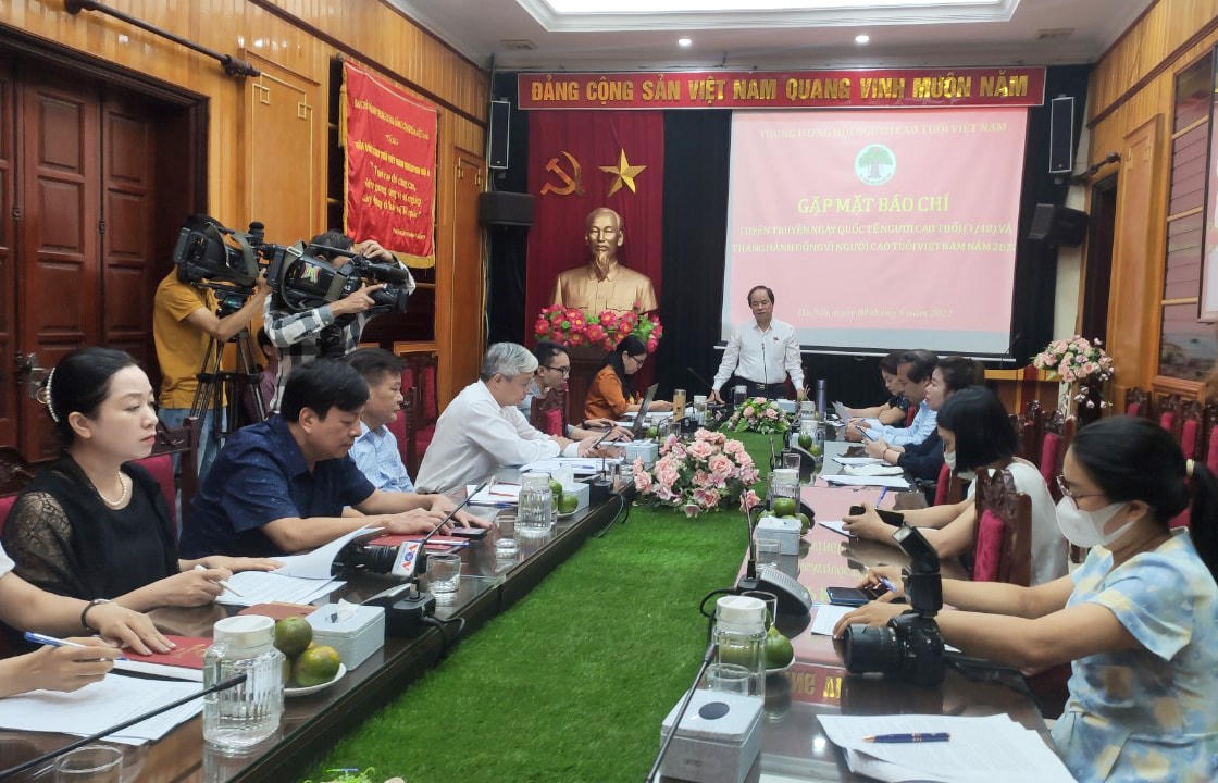 Quang cảnh buổi gặp mặt.