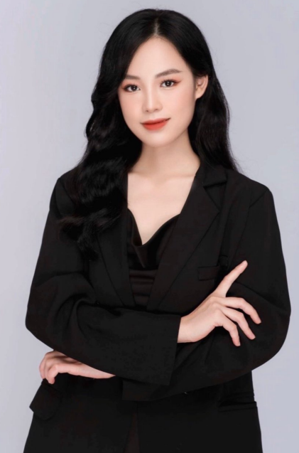 Lê Thị Mai, cô gái trẻ của Đại học Sư phạm Hà Nội. Là sinh viên xuất sắc trong năm học 2020-2021. Cô từng đạt giải ba cuộc thi sinh viên Nghiên cứu khoa học.