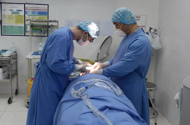 Hậu quả nặng nề khi làm đẹp bất chấp sức khỏe. Ảnh: TL.