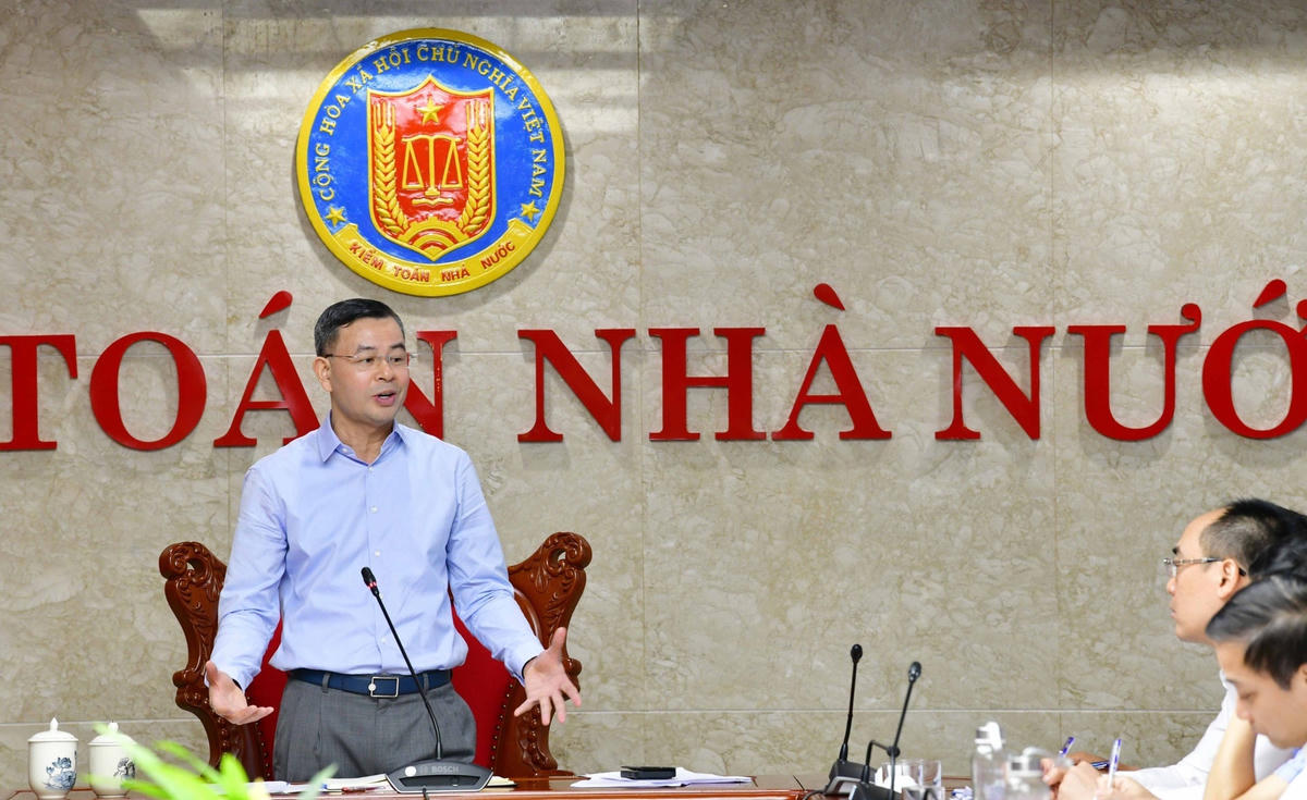 Tổng Kiểm toán nhà nước Ngô Văn Tuấn phát biểu chỉ đạo tại cuộc làm việc chiều 7/9