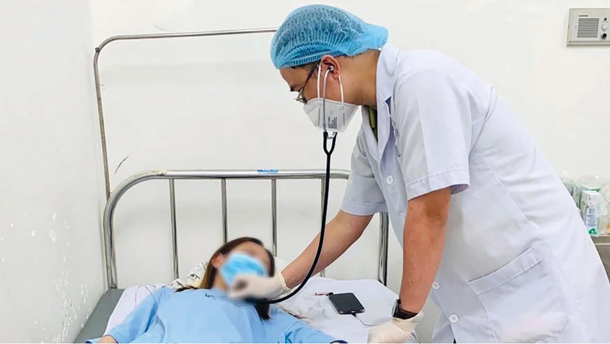 Bệnh nhân đậu mùa khỉ ở Bình Dương được điều trị tại Trung tâm Y tế TP Tân Uyên. Ảnh: H. Trang.  