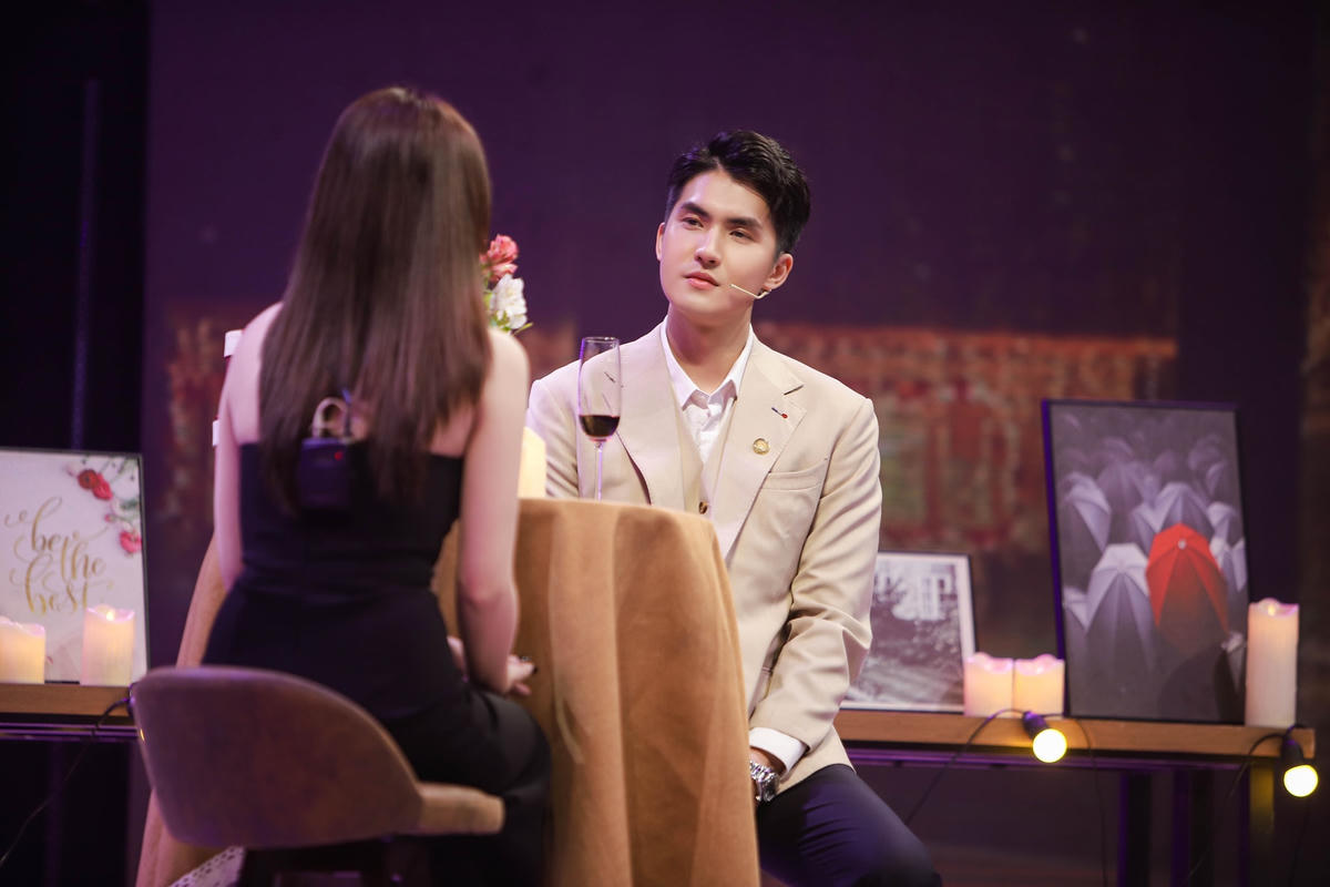 Ngọc Điệp tỏ ra rất tâm lý khi nắm bắt được nhiều sở thích của nguyên trực. Ảnh: Perfect Universe.