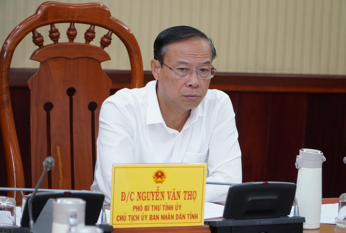Chủ tịch UBND tỉnh Bà Rịa-Vũng Tàu Nguyễn Văn Thọ chỉ đạo tại cuộc họp.