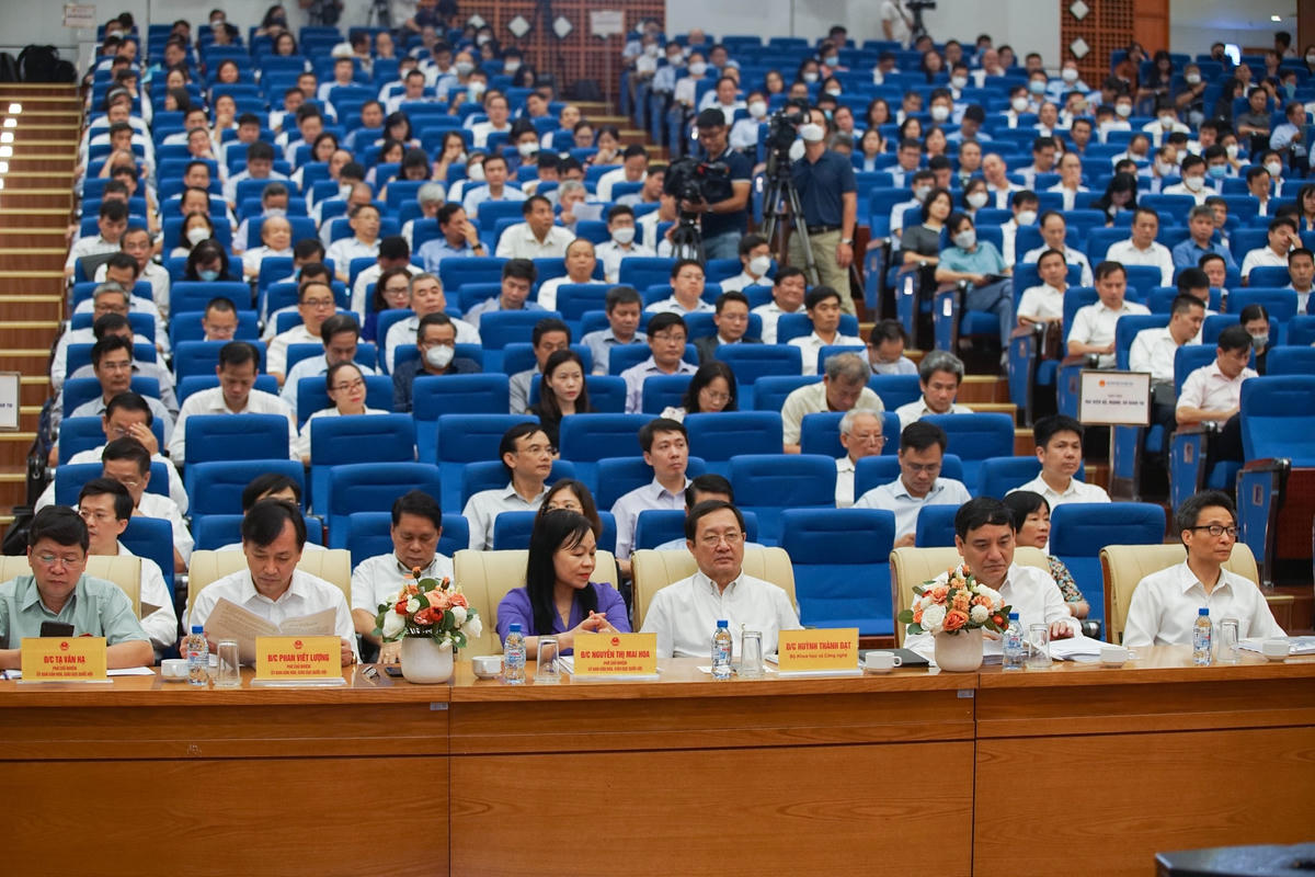 Các đại biểu tham dự Hội nghị.