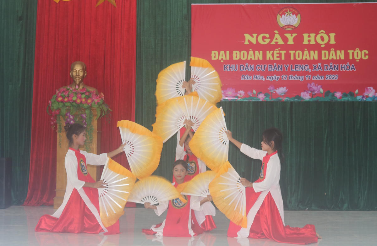 Tiết mục văn nghệ tại Ngày hội.