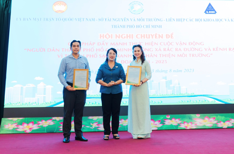 Tập đoàn Mai Hoa tài trợ Tranh Nano Airpurity cho công trình “Lớp học xanh, sạch – Vì tương lai tốt đẹp”