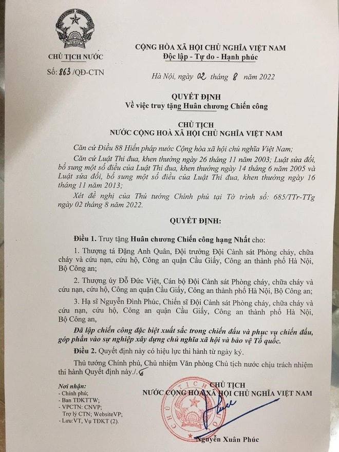 Chủ tịch nước truy tặng Huân chương Chiến công cho 3 cán bộ, chiến sĩ hy sinh trong khi làm nhiệm vụ