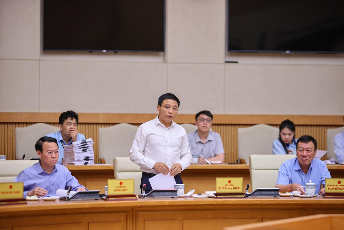 Thủ tướng: Ban hành 28 nghị định về phân cấp, phân quyền, phân định thẩm quyền chậm nhất ngày 15/6- Ảnh 6. Thủ tướng: Ban hành 28 nghị định về phân cấp, phân quyền, phân định thẩm quyền chậm nhất ngày 15/6- Ảnh 6.