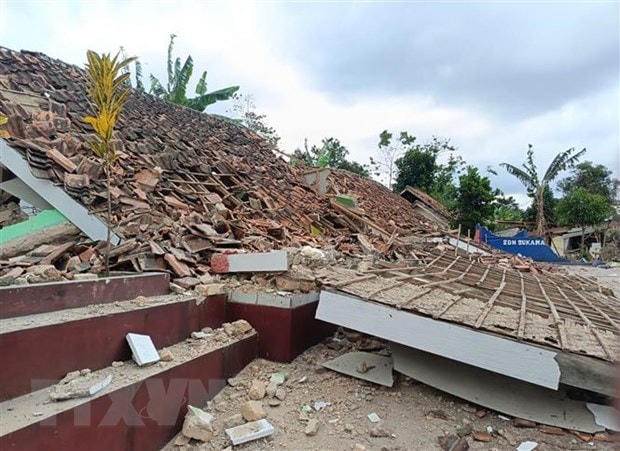 Các ngôi nhà bị phá hủy sau trận động đất ở thị trấn Cianjur thuộc tỉnh Tây Java, Indonesia ngày 21/11. Ảnh: THX/TTXVN.