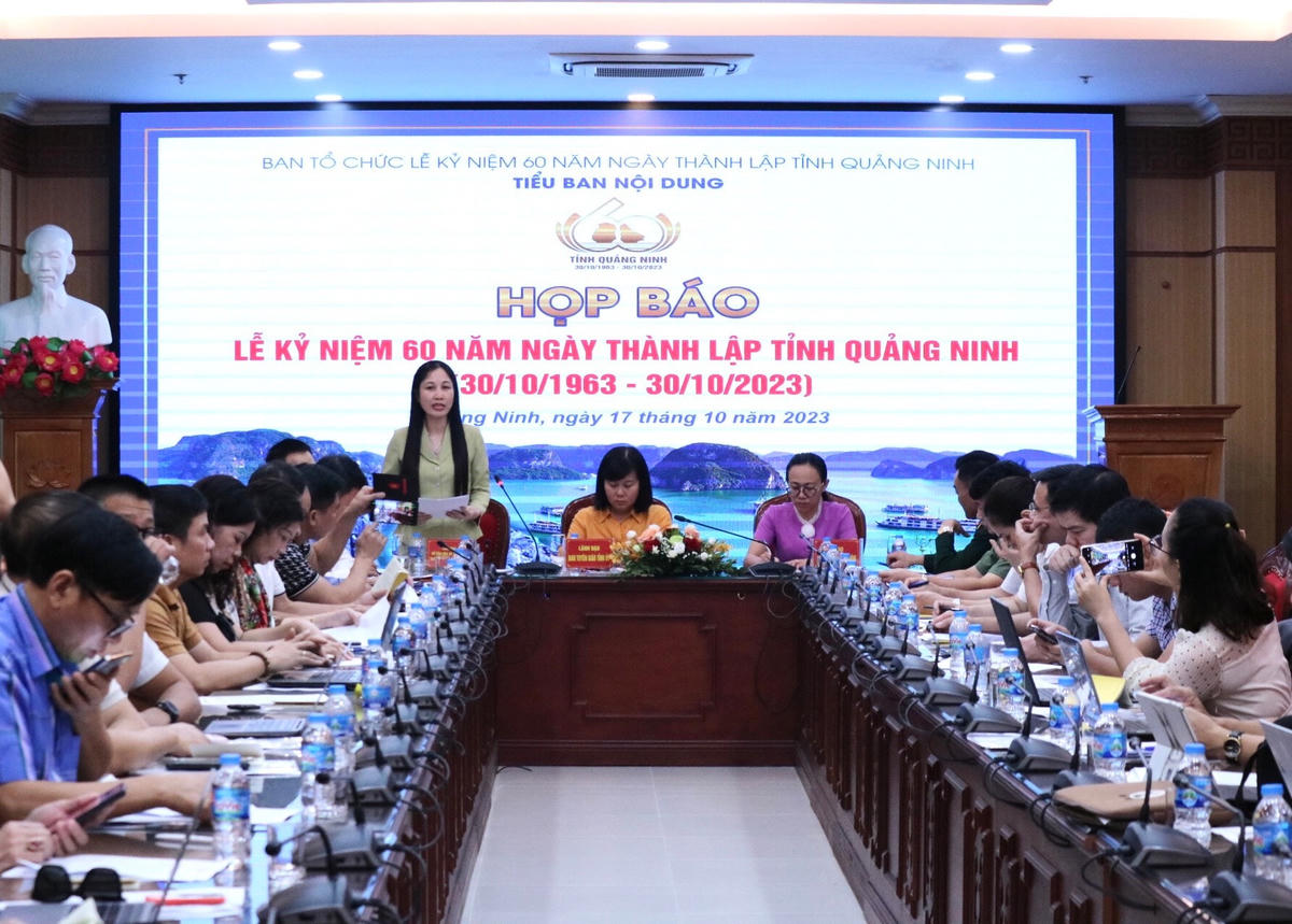 Phó Giám đốc Sở Văn hóa và Thể thao tỉnh Quảng Ninh Nguyễn Thị Thanh Thủy thông tin về Lễ kỷ niệm 60 năm Ngày thành lập tỉnh Quảng Ninh 30/10 (1963 – 2023).