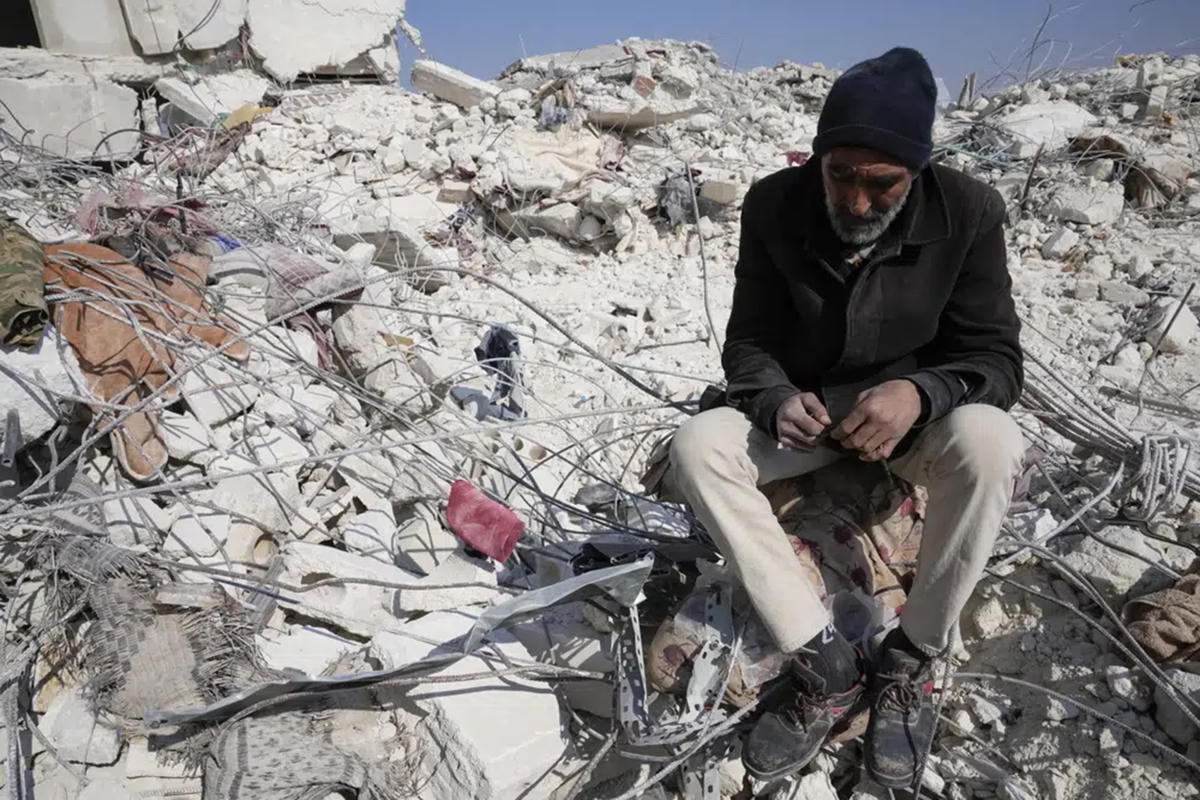 Nỗi đau chưa chấm dứt đối với người dân Thổ Nhĩ Kỳ và Syria sau trận động đất kinh hoàng. Ảnh: Reuters.