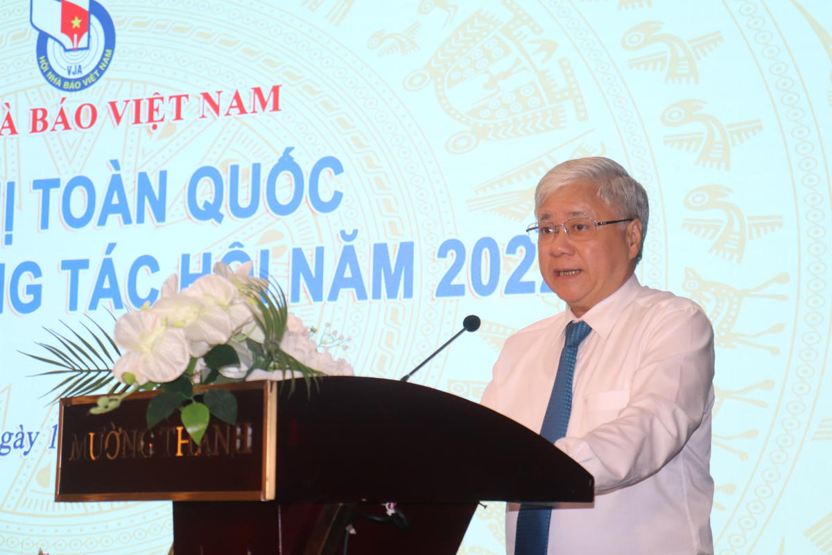 Chủ tịch UBTƯ MTTQ Việt Nam Đỗ Văn Chiến khẳng định, Hội Nhà báo Việt Nam đã đóng góp tích cực và có hiệu quả vào hoạt động chung của tổ chức Mặt trận.