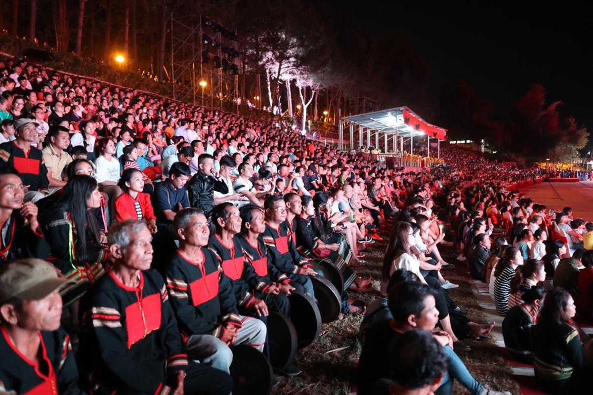 Tuần Đại đoàn kết các dân tộc - Di sản văn hóa Việt Nam năm 2022 có sự tham gia 17 cộng đồng dân tộc sống tại Làng Văn hóa - Du lịch các dân tộc Việt Nam.