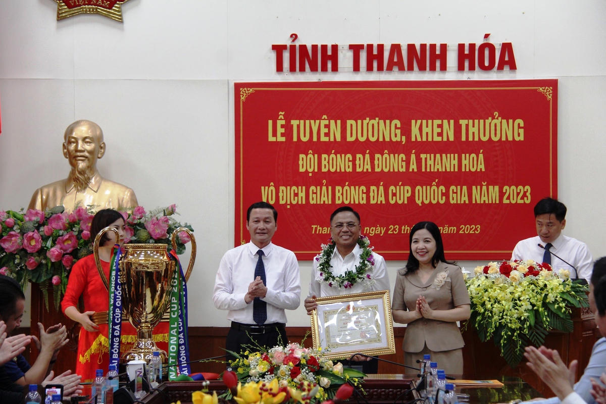 Để bóng đã Thanh Hóa tiếp tục phát triển và gặt hái thành công, ông Đỗ Minh Tuấn đề nghị cần phải quan tâm và làm tốt hơn nữa công tác đào tạo bóng đá trẻ để tạo nguồn cầu thủ trẻ có chất lượng cao cho đội tuyển bóng đá tỉnh và huy động nguồn lực xã hội để hỗ trợ Đội tuyển Bóng đá chuyên nghiệp của tỉnh thi đấu thành công ở các mùa giải tiếp theo.