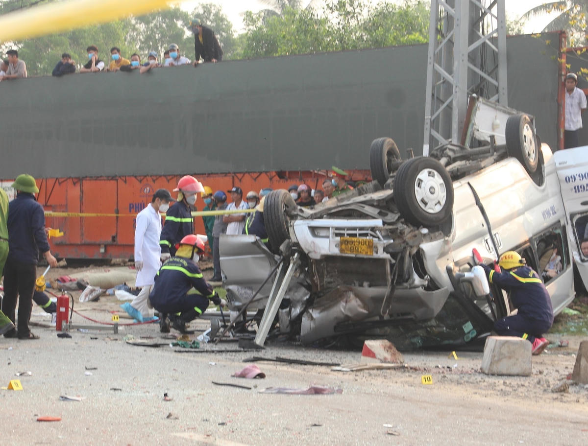 Nơi xảy ra vụ TNGT khiến 8 người tử vong. 