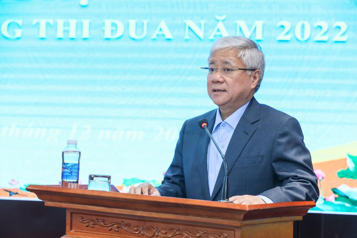 Chủ tịch Đỗ Văn Chiến phát biểu tại Hội nghị.