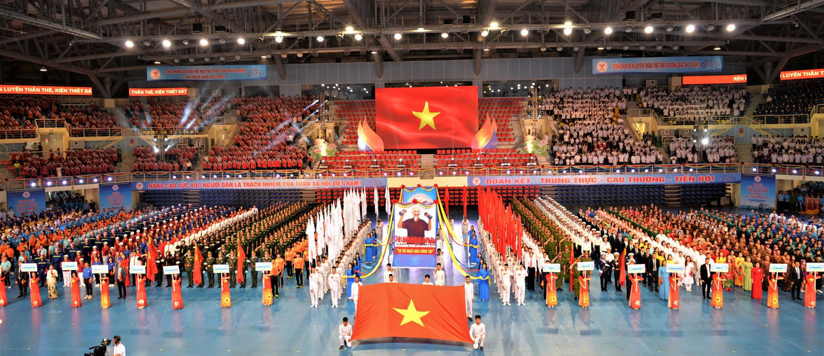 Nghi thức chào cờ.
