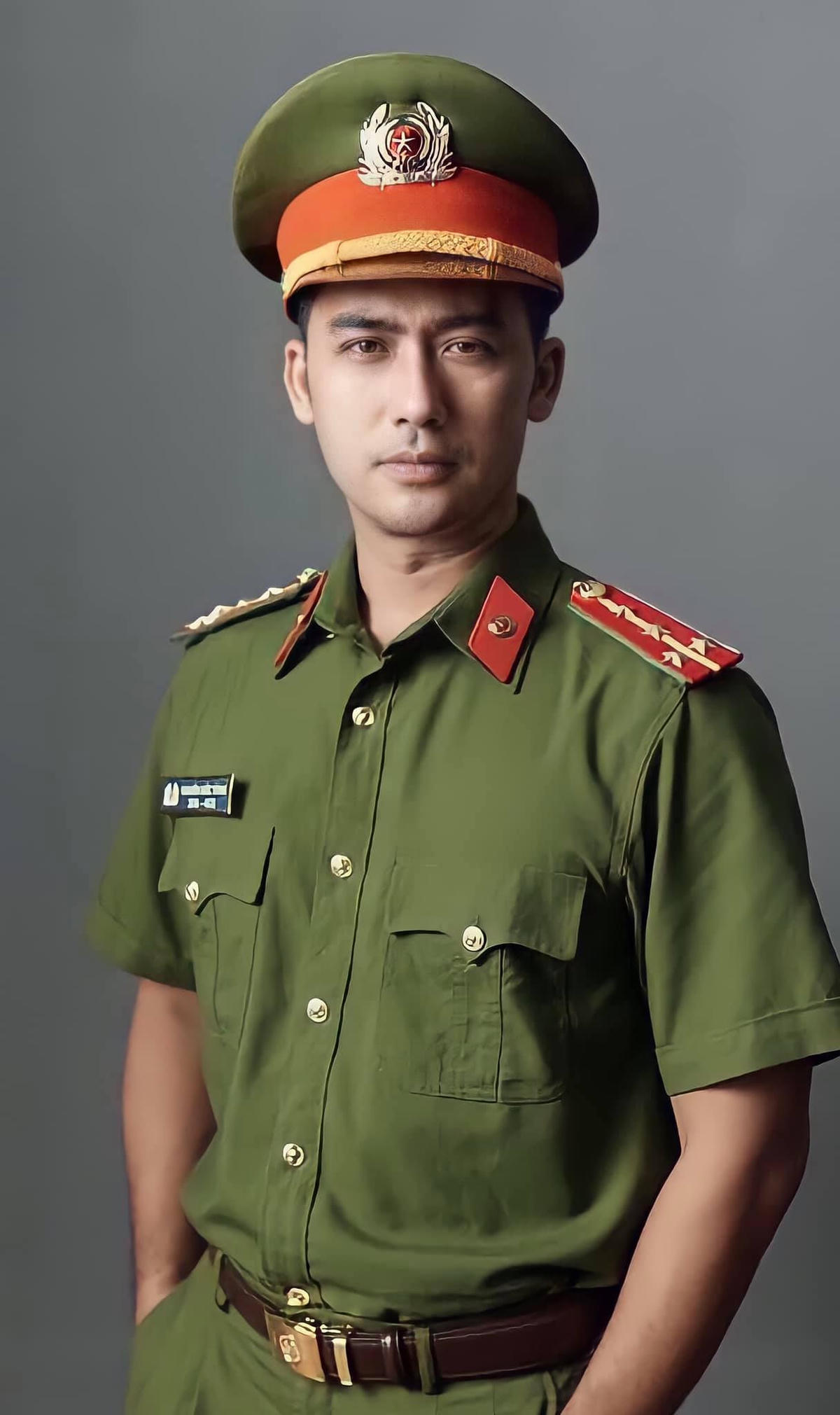 Dù được thử sức ở nhiều dạng vai song Bảo Anh vẫn khẳng định vai diễn công an luôn đặc biệt và có ý nghĩa riêng với anh. 