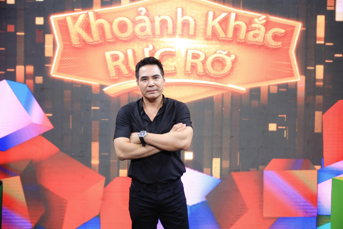 Trung Dũng cho rằng, khoảng thời gian đẹp nhất của 1 phóng viên là từ  27-28 cho đến 35 tuổi...