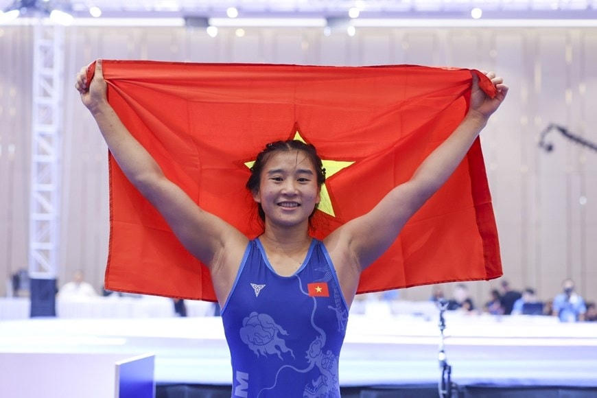 VĐV Nguyễn Thị Mỹ Trang giành HCV môn Vật ở hạng cân 57kg Nữ. Ảnh: Minh Quyết/TTXVN.  