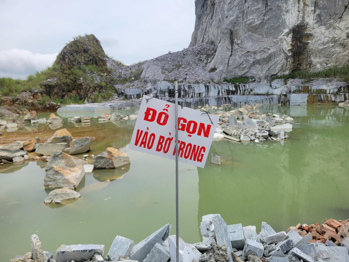 Vụ cháu bé 10 tuổi bị đuối nước trong khu vực mỏ đá: Hiện trường sắp được san phẳng