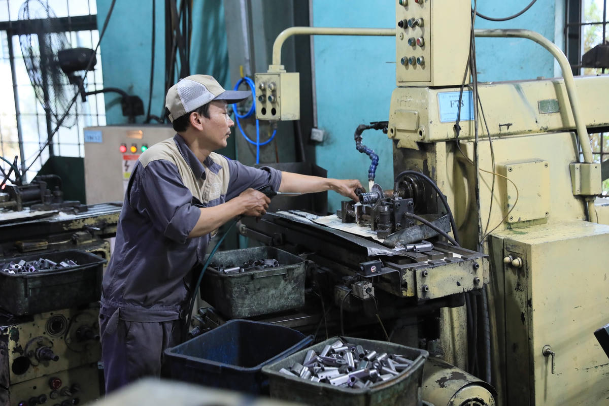 Bức tranh việc làm của người lao động phần nào thể hiện “sức khỏe” của doanh nghiệp. Ảnh: Quang Vinh.