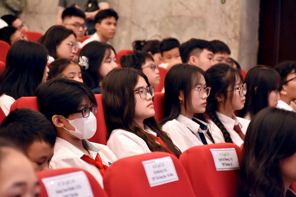 z5464801548761_cce161cb78ad9acf28c4129dd3c9ef79.jpg