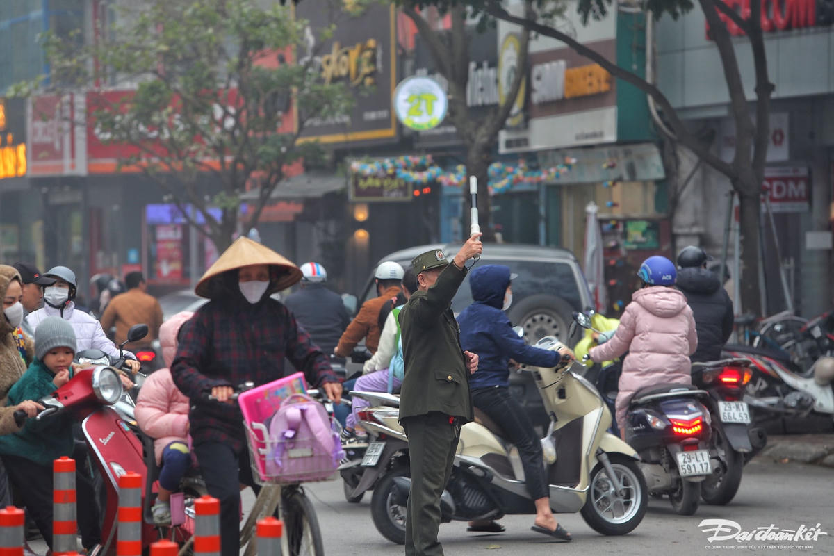 W_cam_xe_o_to-le-khanh13.jpg