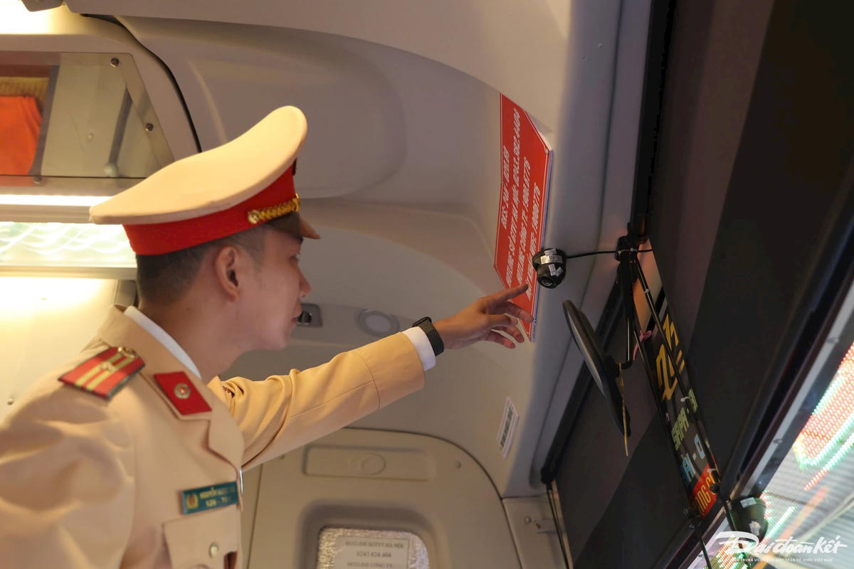 csgt hanoi_ra_quan-le-khanh4