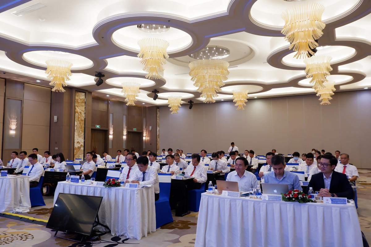 Đại biểu và cổ đông tham dự Đại hội.