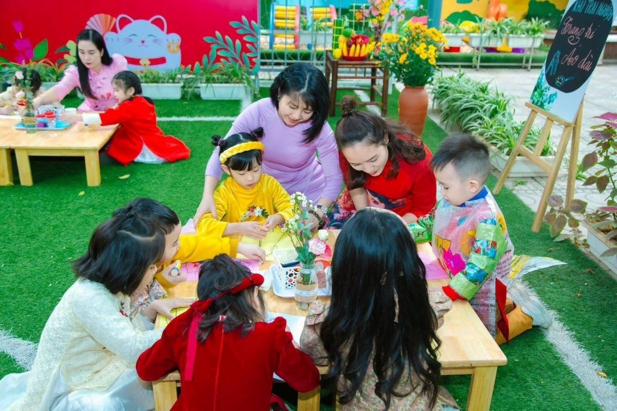 Cần cơ chế tuyển đủ giáo viên mầm non. Ảnh: TL.
