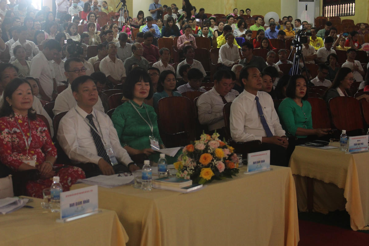 Quảng cảnh hội thi.