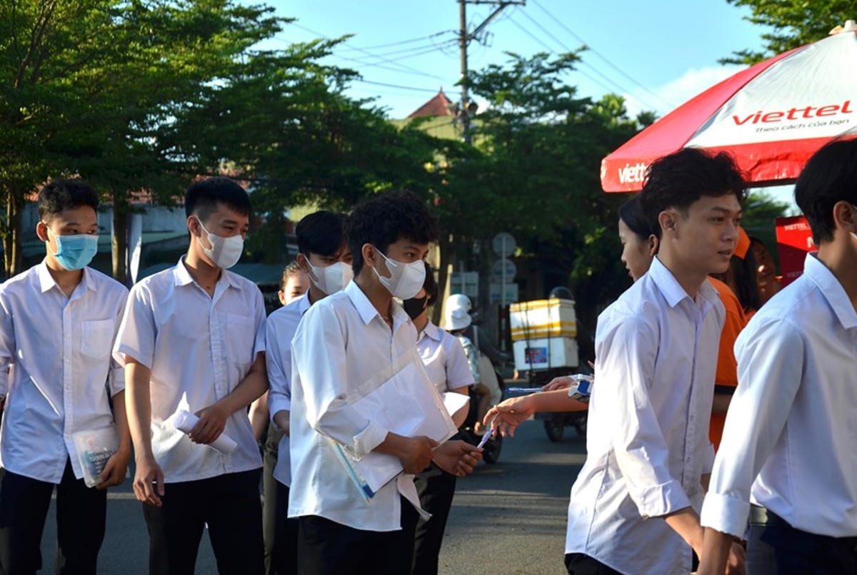 Thí sinh Quảng Ngãi dự thi kỳ thi tốt nghiệp THPT năm 2023.