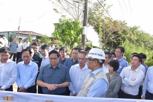 Thú tướng Phạm Minh Chính chỉ đạo các Bộ, Ban Quản lý dự án tập trung đẩy nhanh tiến độ triển khai cao tốc đoạn qua tỉnh Bạc Liêu.