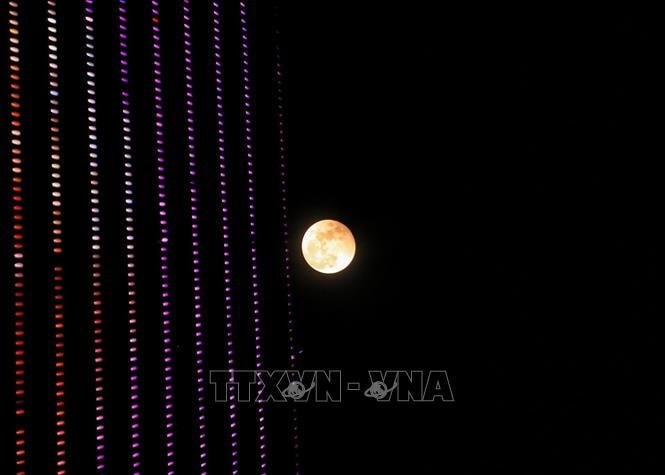 Ngắm nguyệt thực toàn phần cuối cùng của năm 2022