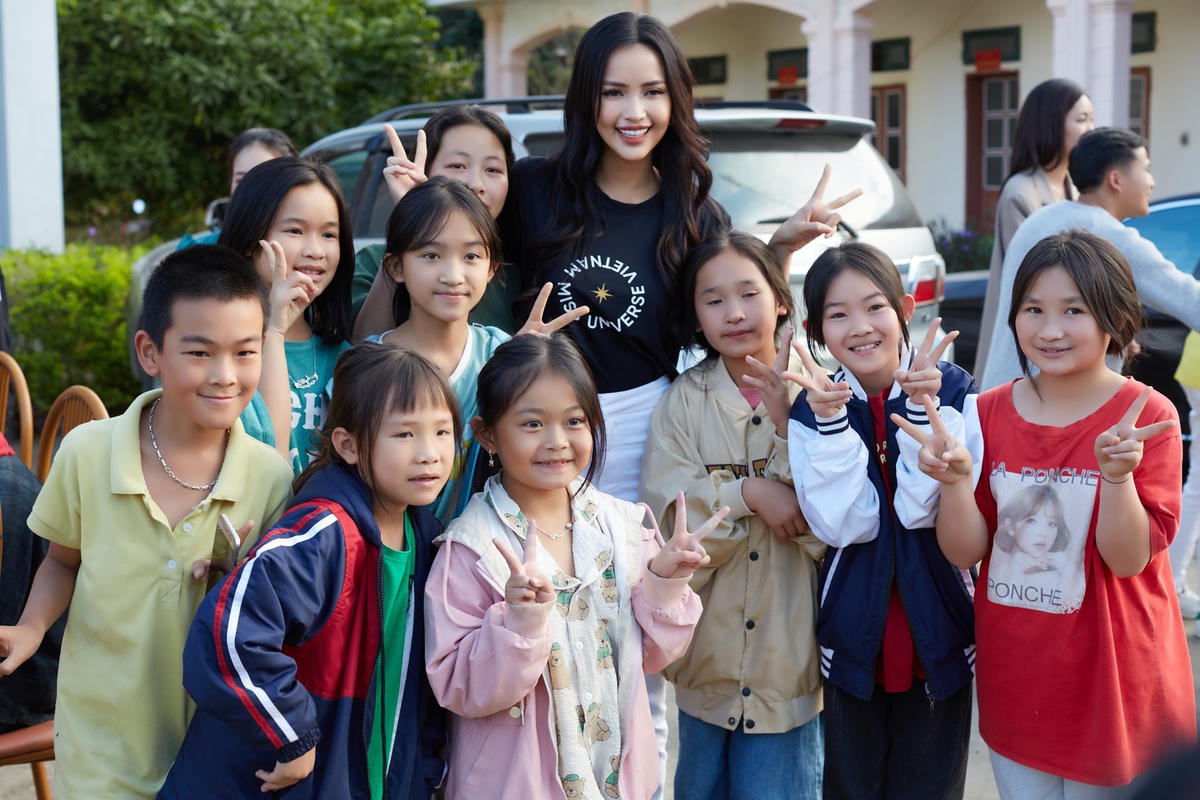 Ngoài nhan sắc, Ngọc Châu còn ghi dấu với hàng loạt dự án thiện nguyện thiết thực, ý nghĩa. 
