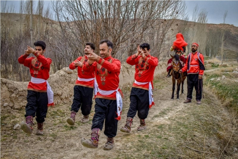Nét văn hóa đặc trưng của người dân Iran tái hiện rõ hơn thông qua triển lãm.