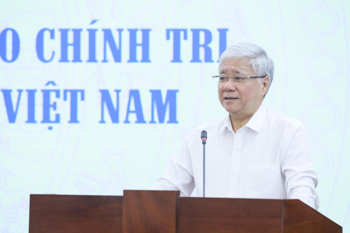 Bí thư Trung ương Đảng, Chủ tịch UBTƯ MTTQ Việt Nam Đỗ Văn Chiến phát biểu tại Hội nghị.