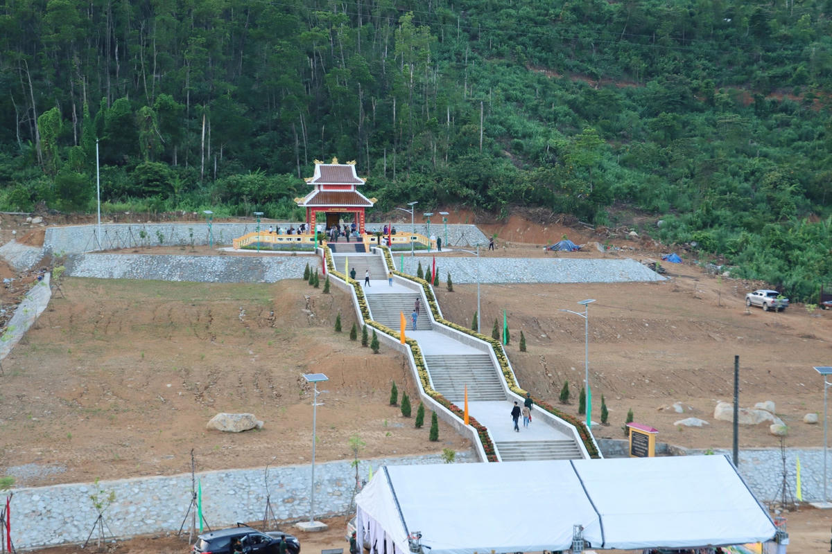 Công trình Nhà tưởng niệm Liệt sĩ tại Tiểu khu 67.