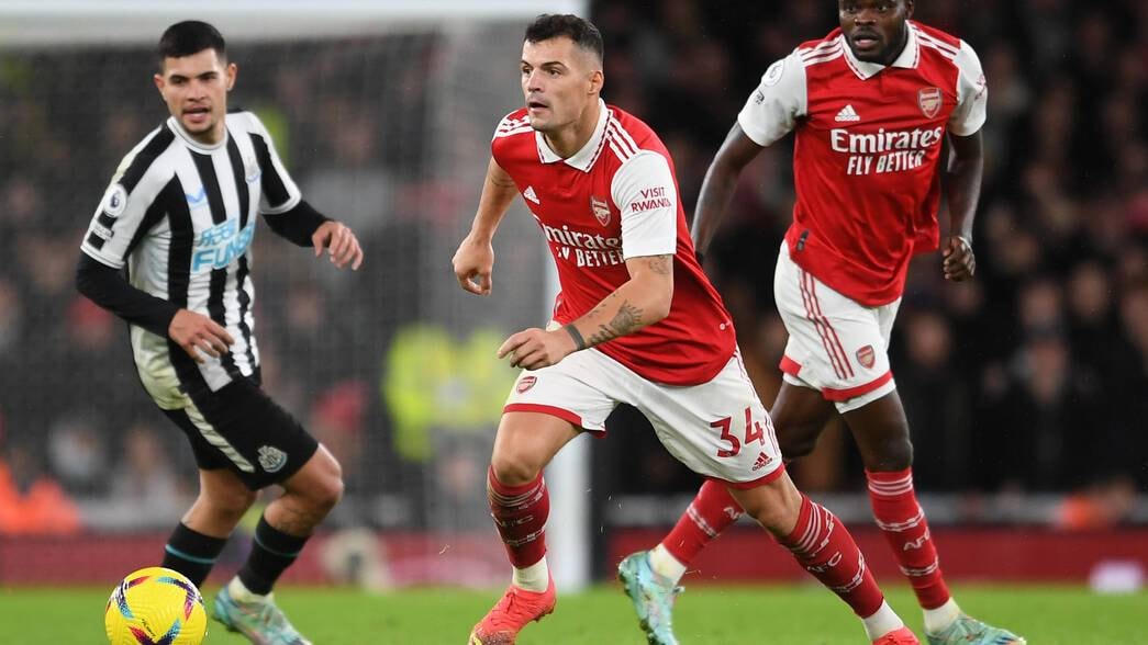 Tâm điểm vòng 35 giải bóng đá Ngoại hạng Anh là cuộc đối đầu giữa Newcastle - Arsenal.