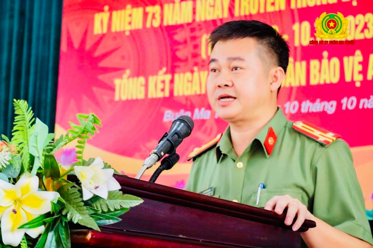 Thượng tá Lê Văn Mạnh – Phó Bí thư, Phó Trưởng Công an TP Buôn Ma Thuột phát biểu.