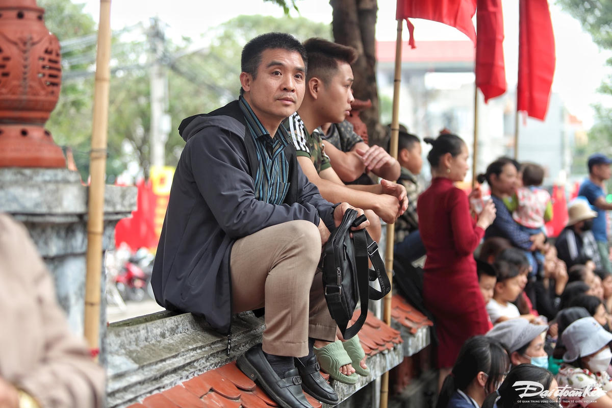 W_vat_cau-le-khanh1.jpg