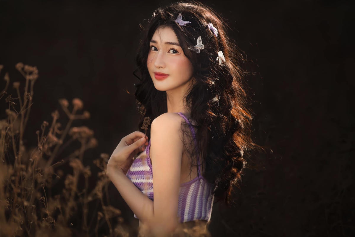 Phương Nhi được công chúng ưu ái gọi với danh xưng "thần tiên tỷ tỷ", "em gái quốc dân". Tuy không đăng quang ngôi vị cao nhất tại Hoa hậu Thế giới Việt Nam 2022, Phương Nhi vẫn được khen ngợi nhờ vẻ đẹp thu hút, nổi bật.