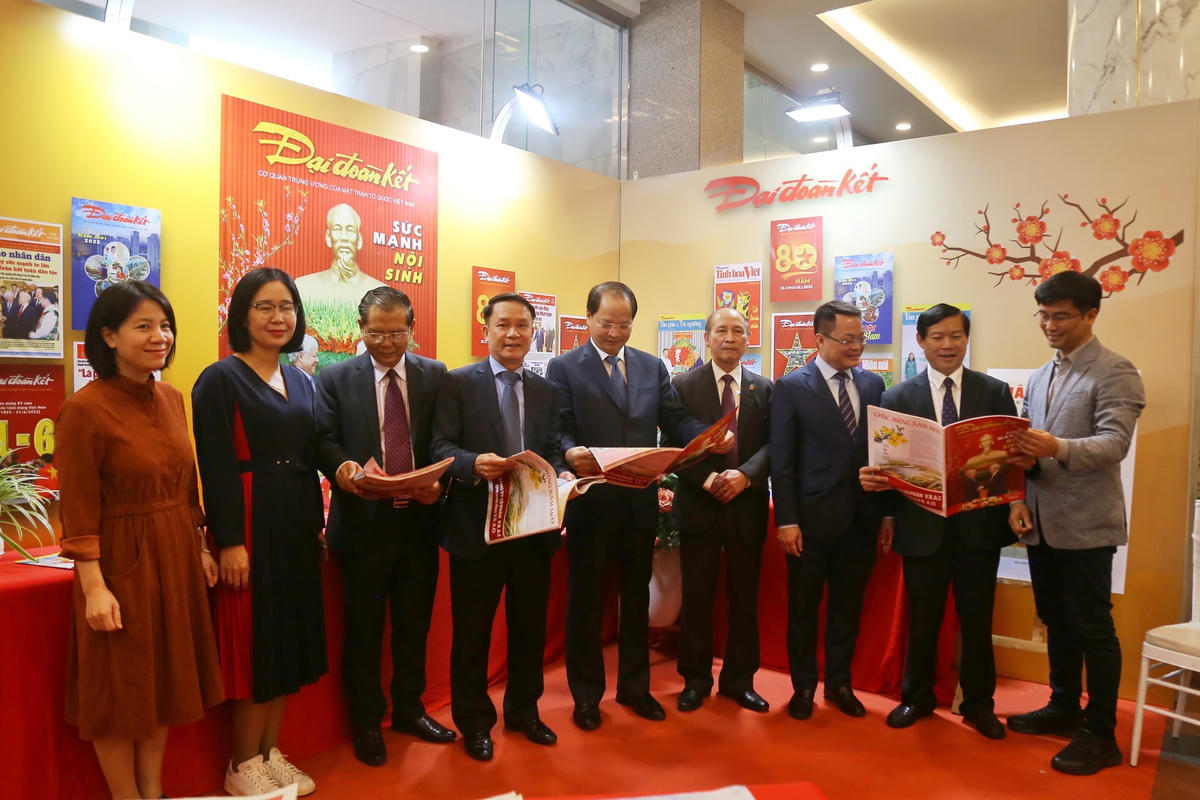 Hà Nội: Báo Đại Đoàn Kết tham gia Hội báo Xuân Quý Mão 2023