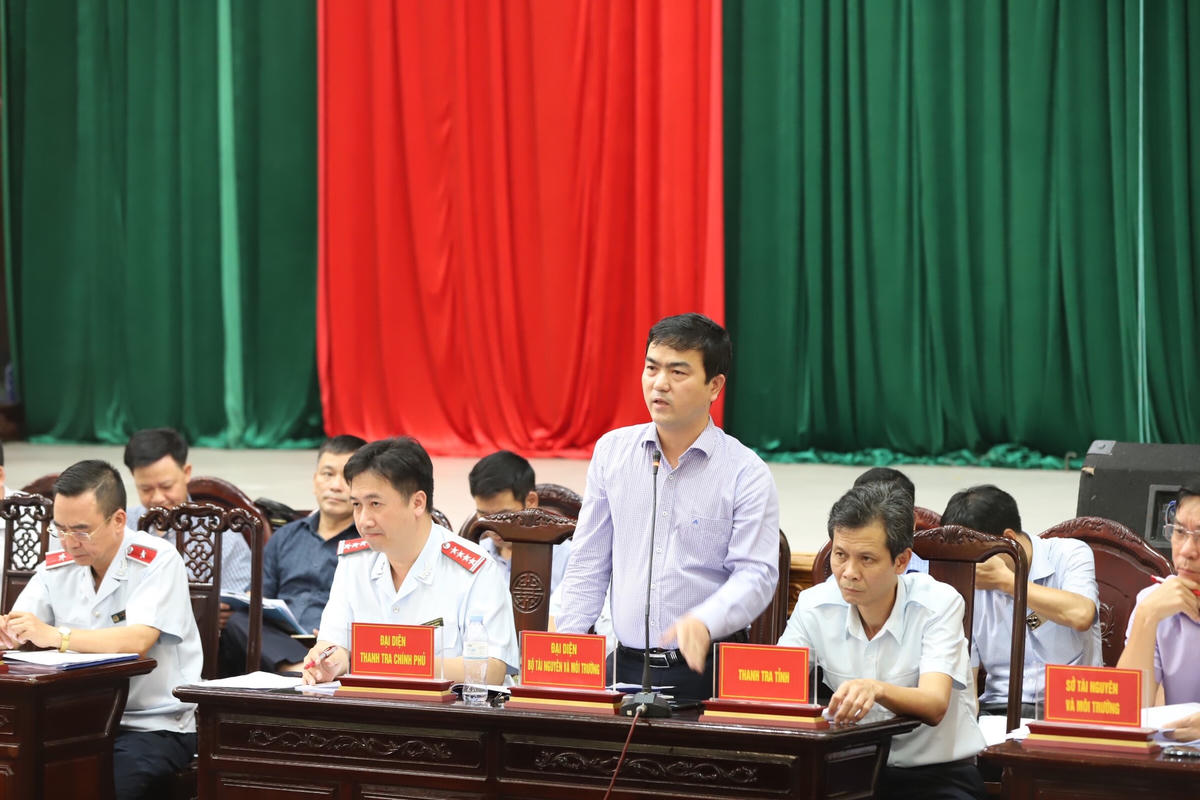 Đại diện Bộ TNMT tham gia cuộc đối thoại.